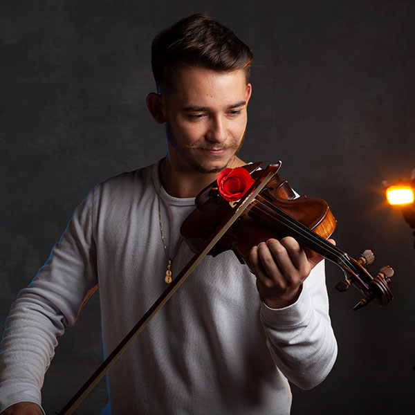Joao Amaro violinista